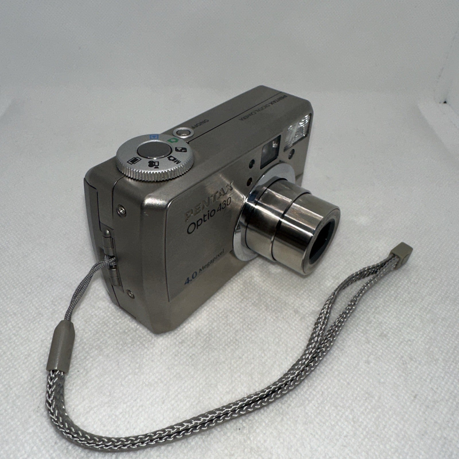 Vintage Pentax Optio 430 4MP Digital Camera Tested Plus Charger Battery Memory1