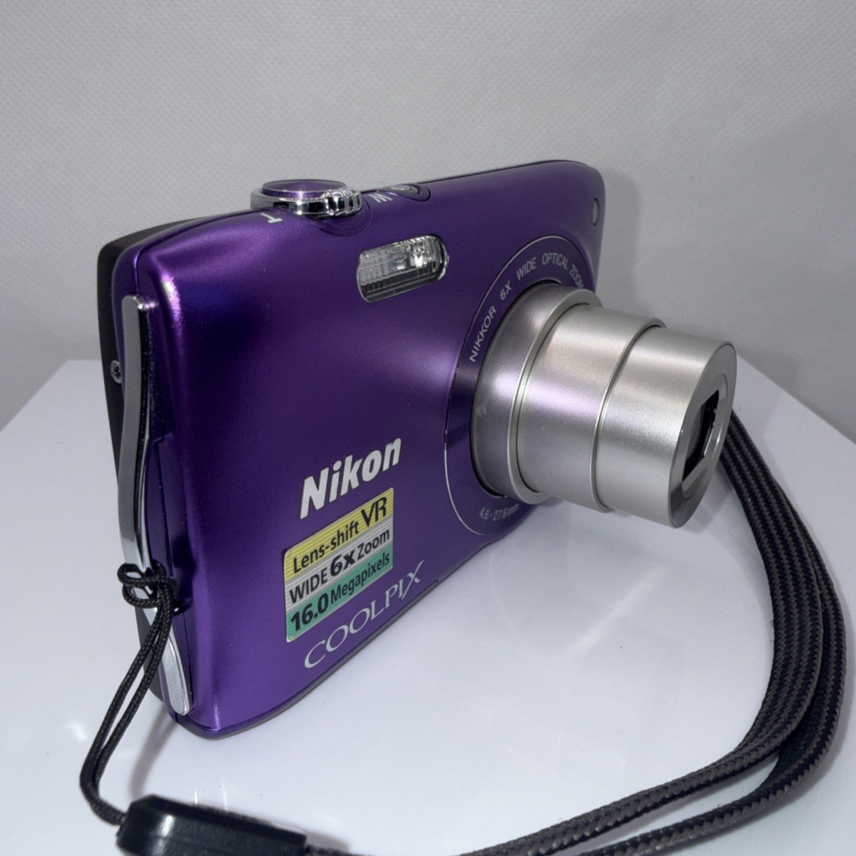 Digital Camera Nikon Coolpix S3300 16MP Purple Tested + Charger Battery 4GB SD