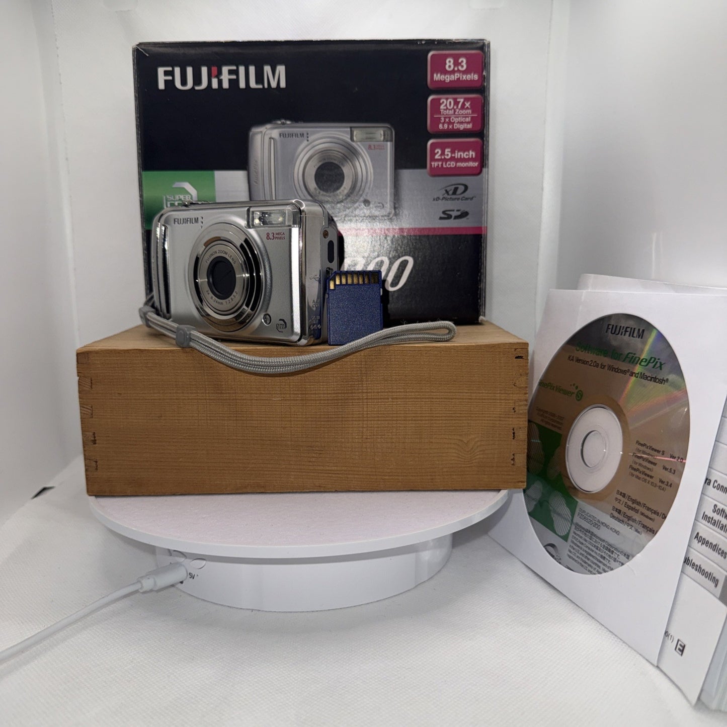 Fujifilm FinePix A800 8.3MP Digital Camera Boxed  Tested Working + 2GB SD Card
