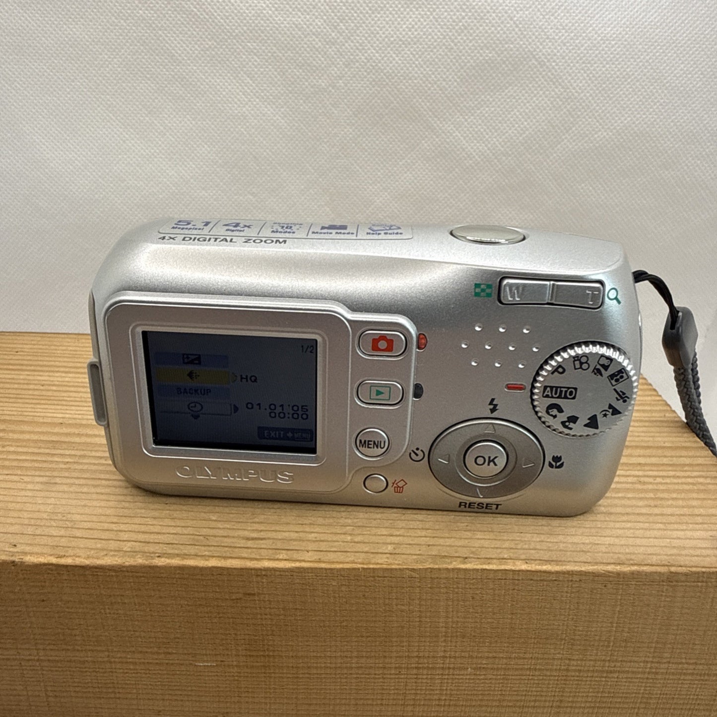 Olympus Camedia D-435 5.1MP Digital Camera Silver Tested + 128MB XD Memory Card