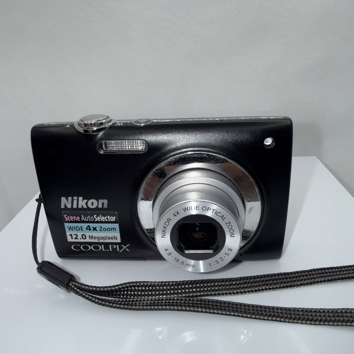 Nikon Coolpix S2500 12MP Digital Camera Tested Working + Charger Battery 16GB
