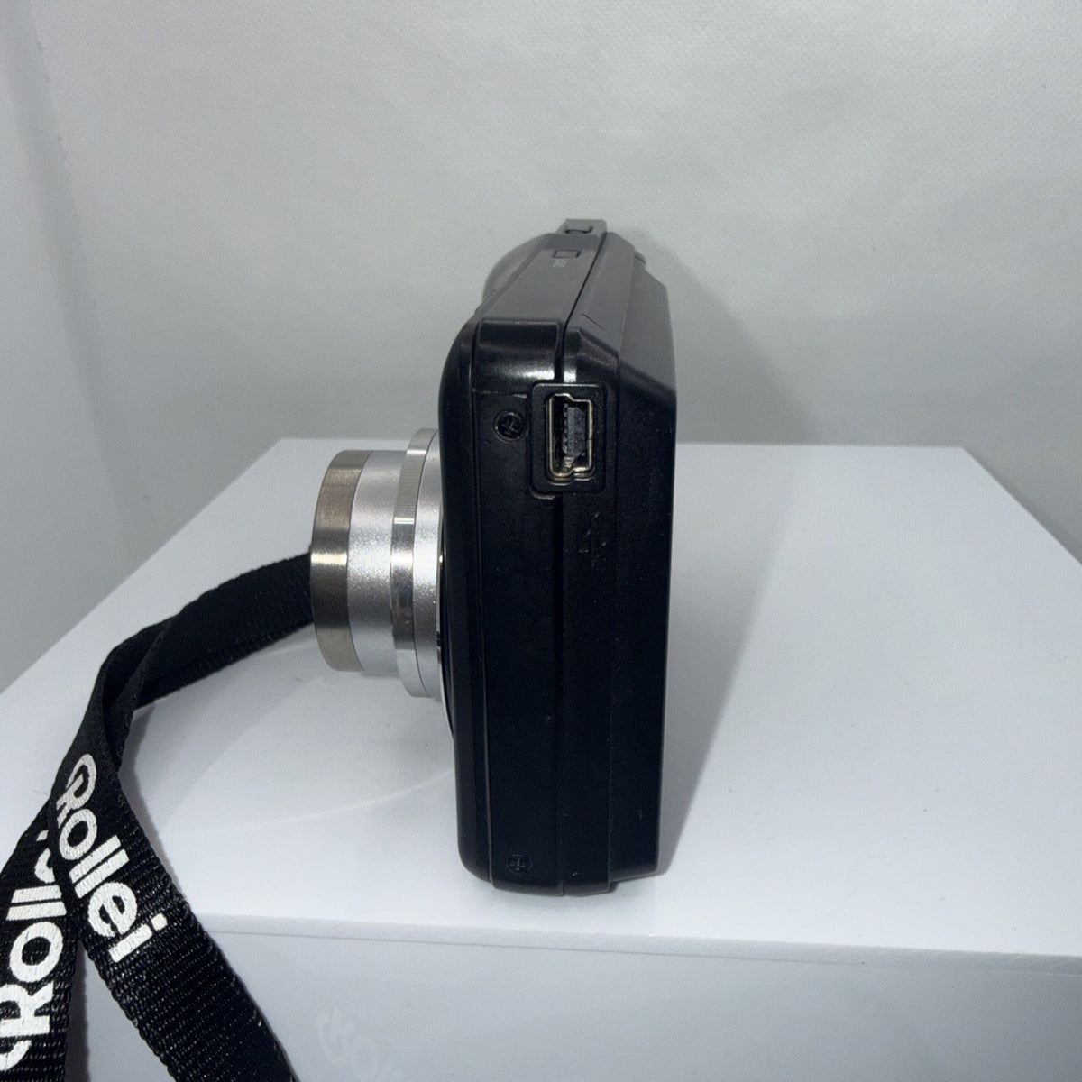Rollei 230 12mp Digital Camera Tested *Some Dead Screen Pixels* Full Kit