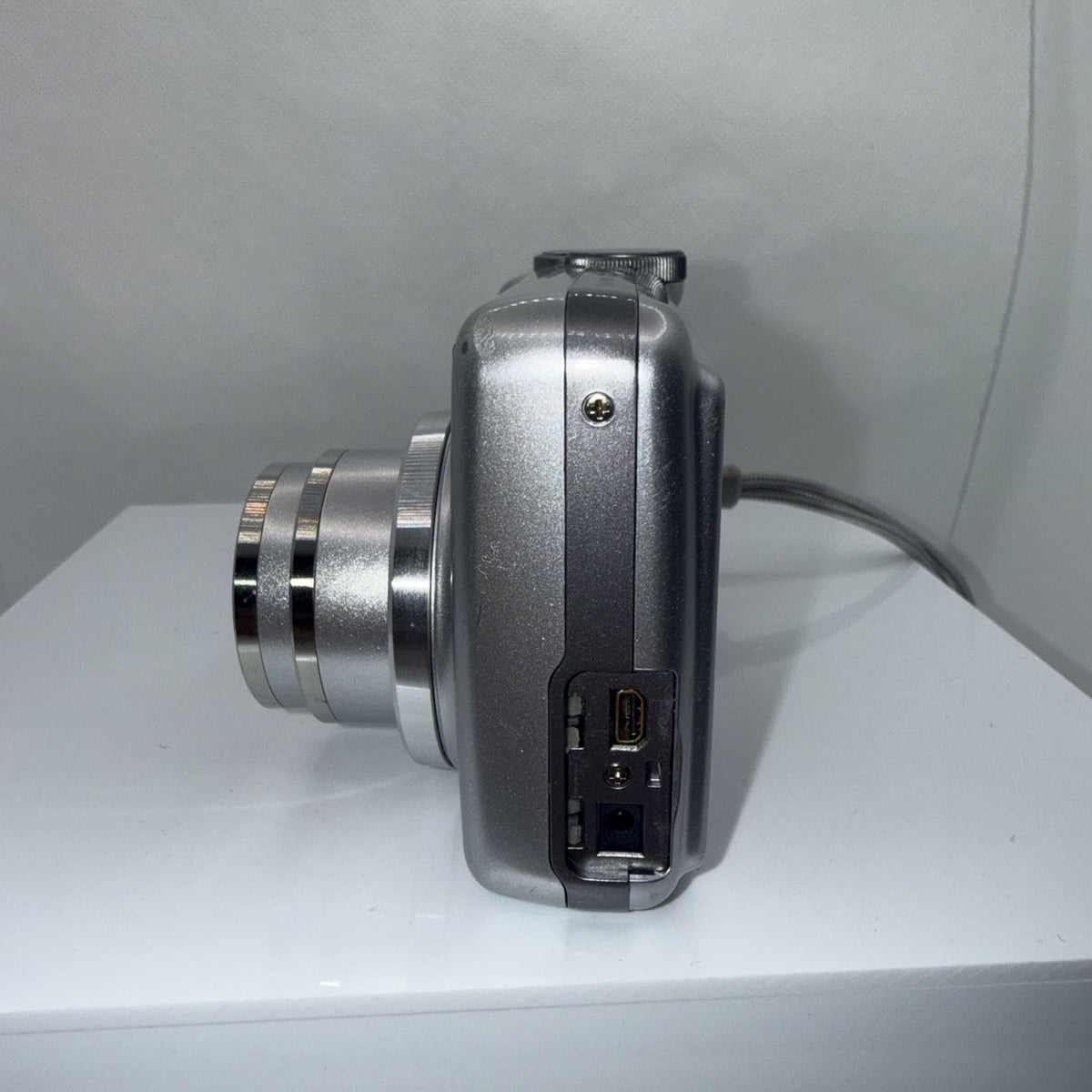 Samsung Digimax D85 8.2MP Digital Camera Tested *Some Dead Pixels* Full Kit