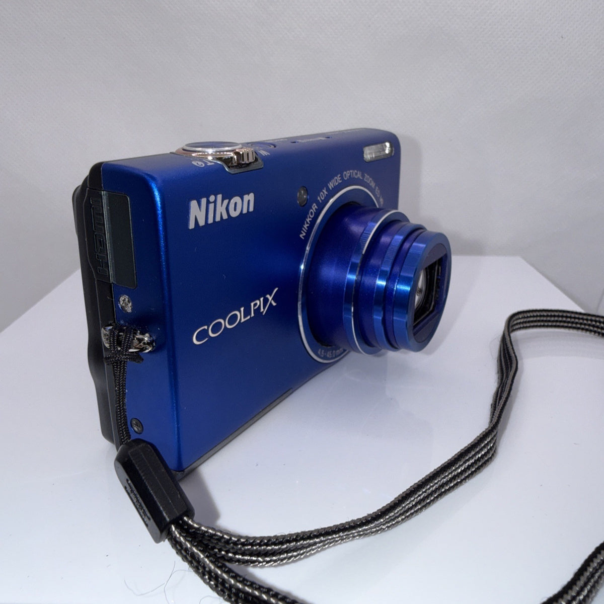 Digital Camera Nikon Coolpix S6200 16.2MP Blue Tested + Charger Battery 16GB SD
