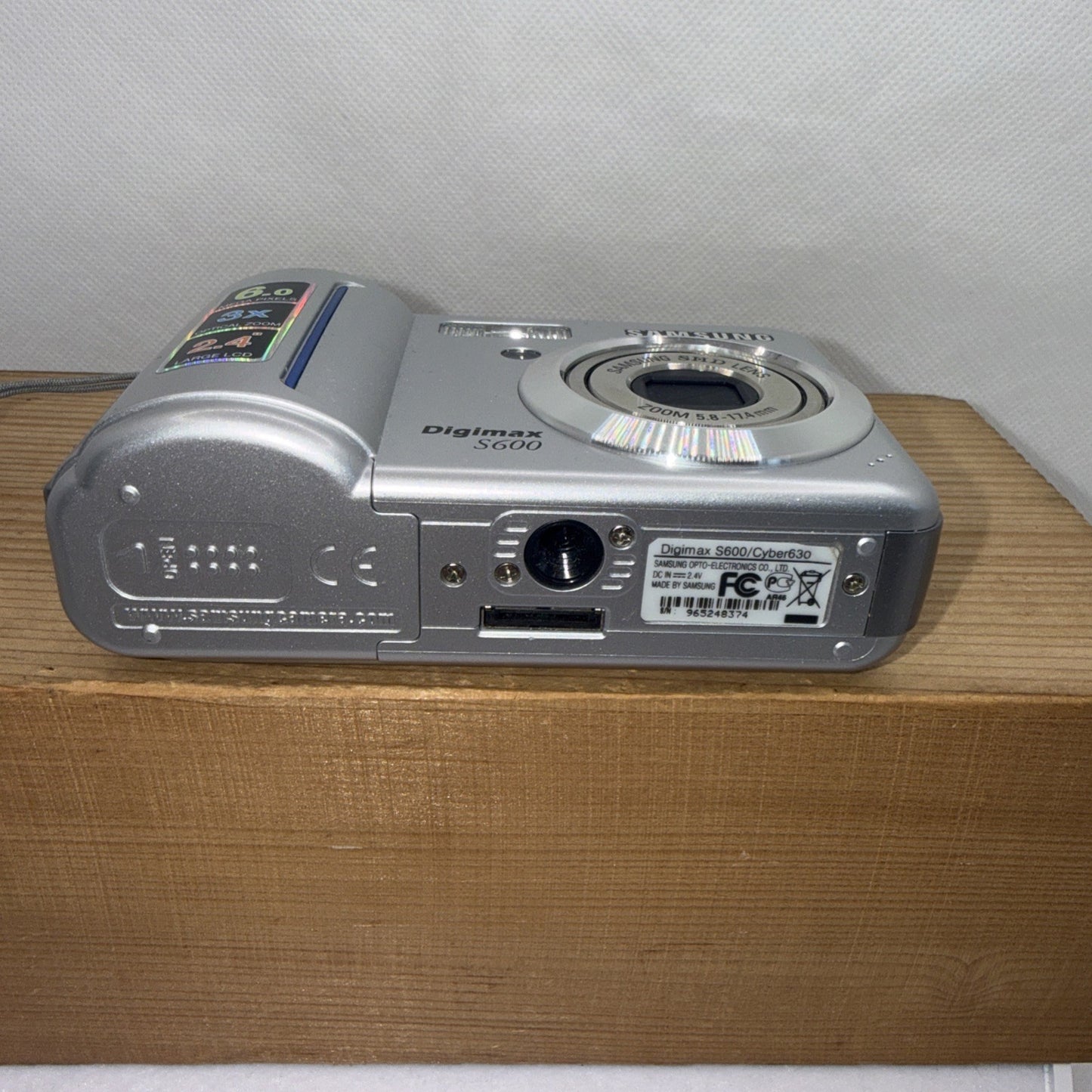 Samsung Digimax S600 Digital Camera 6MP Tested Working Plus 2GB SD Card