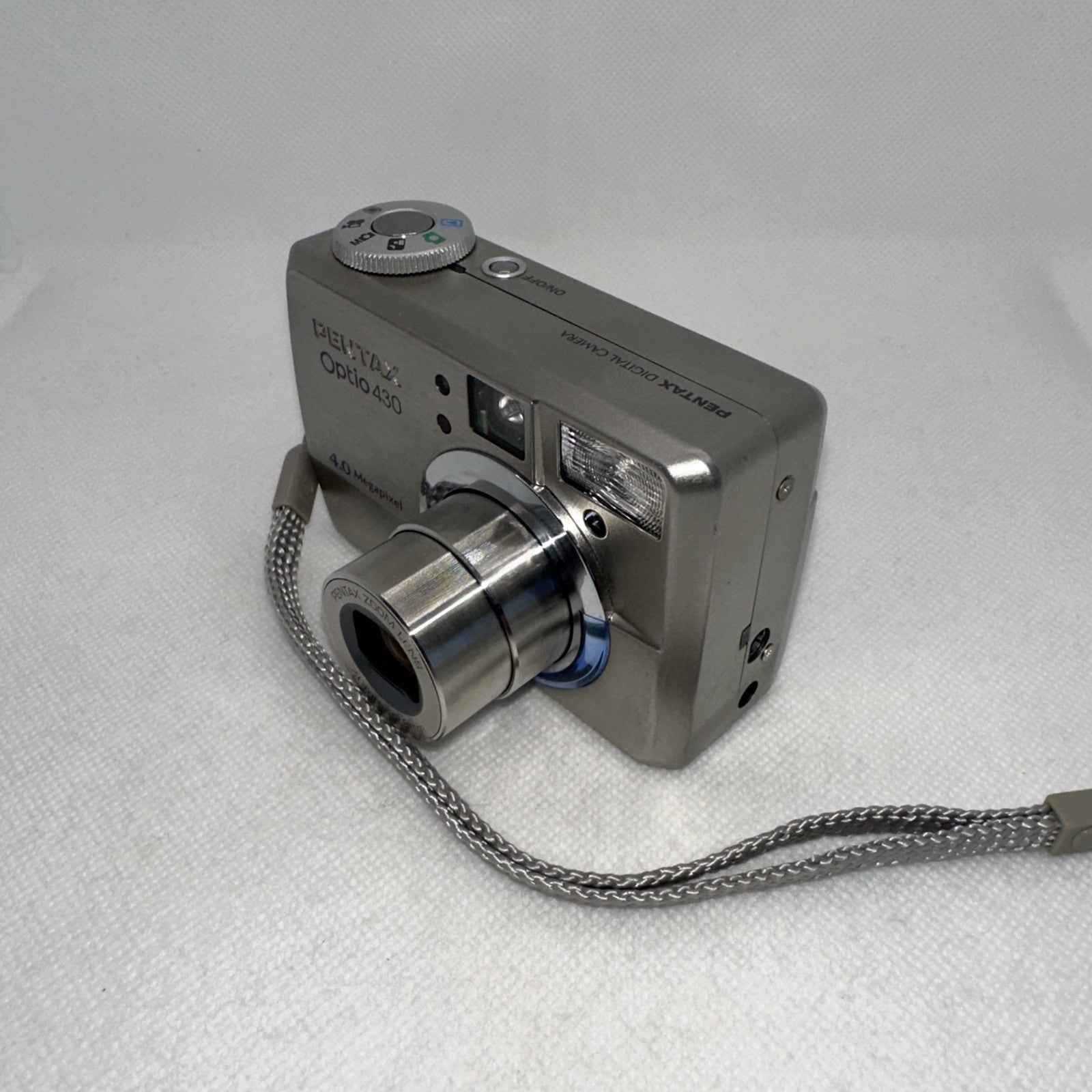 Vintage Pentax Optio 430 4MP Digital Camera Tested Plus Charger Battery Memory3