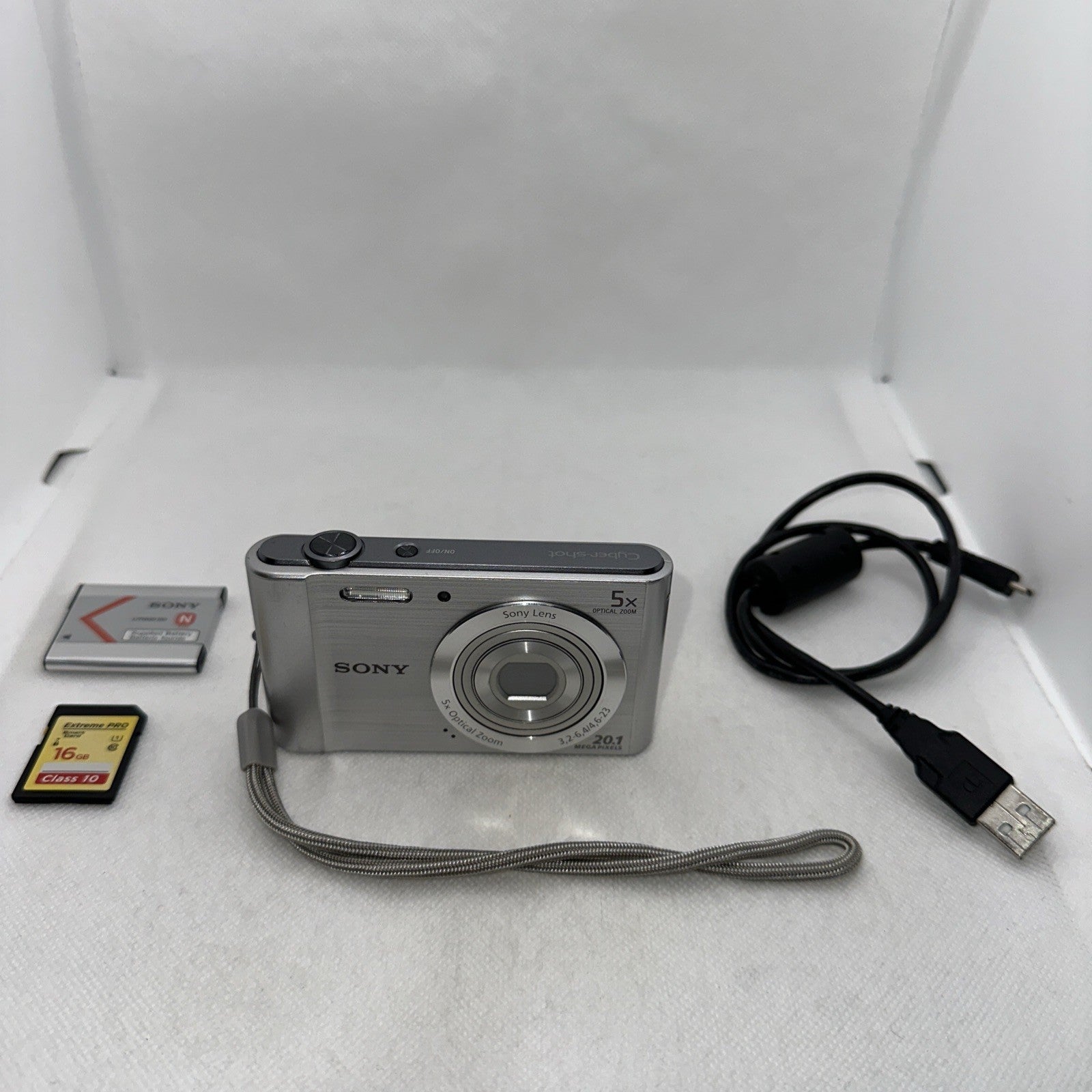 Sony Cyber-shot DSC-W800 20.1MP Digital Camera Tested Charger Battery 16GB0