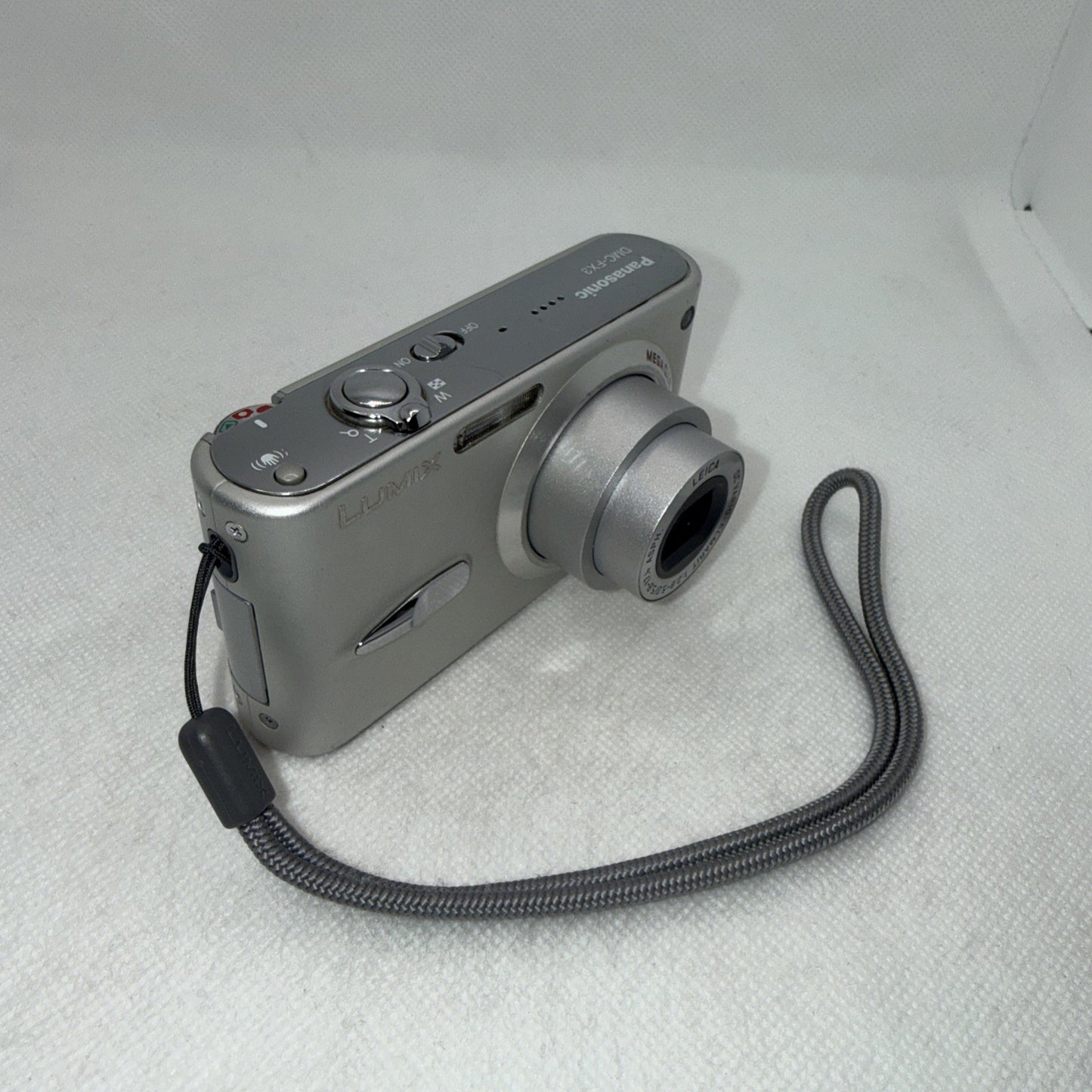 Panasonic Lumix DMC-FX33 8.1MP Digital Camera Boxed Tested + Charger Battery SD1