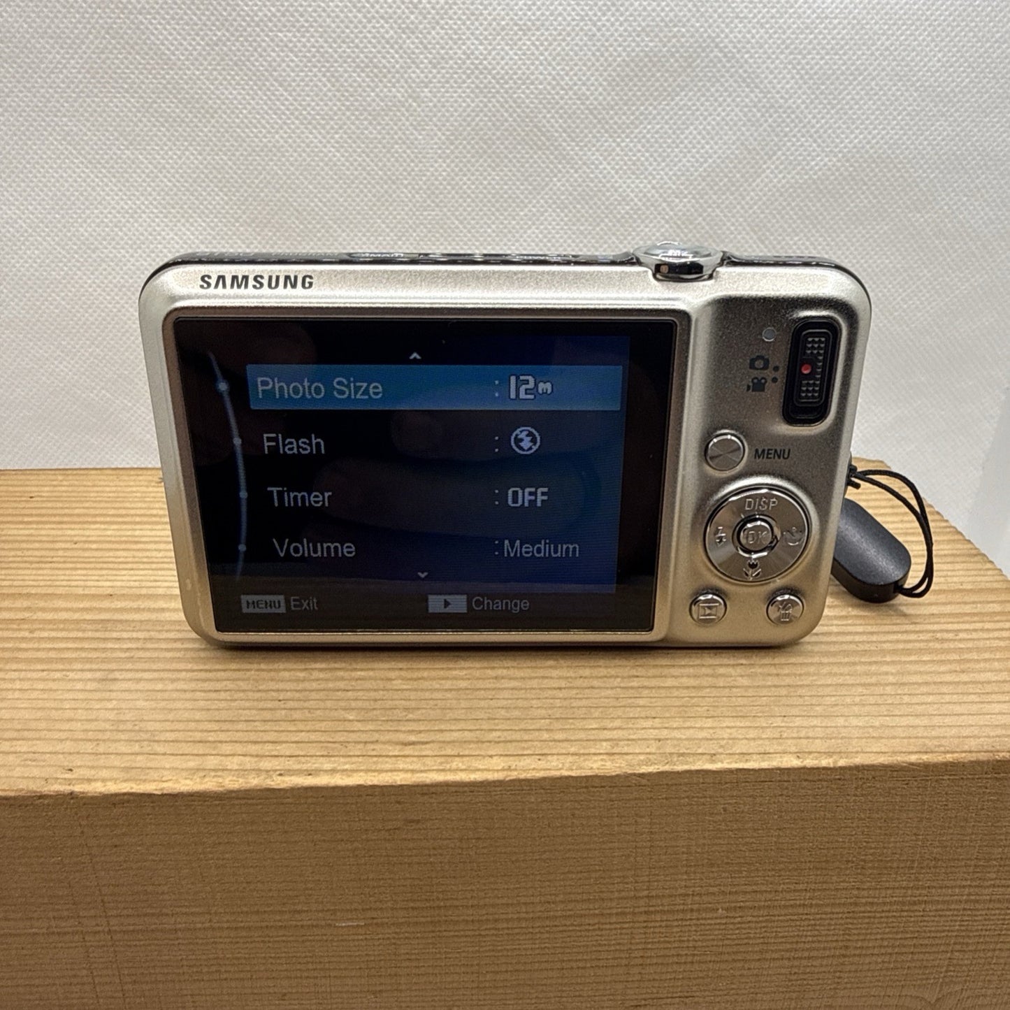 Samsung ST 50 12.2 MP Digital Camera Boxed Tested + Charger Battery 4GB SD VGC