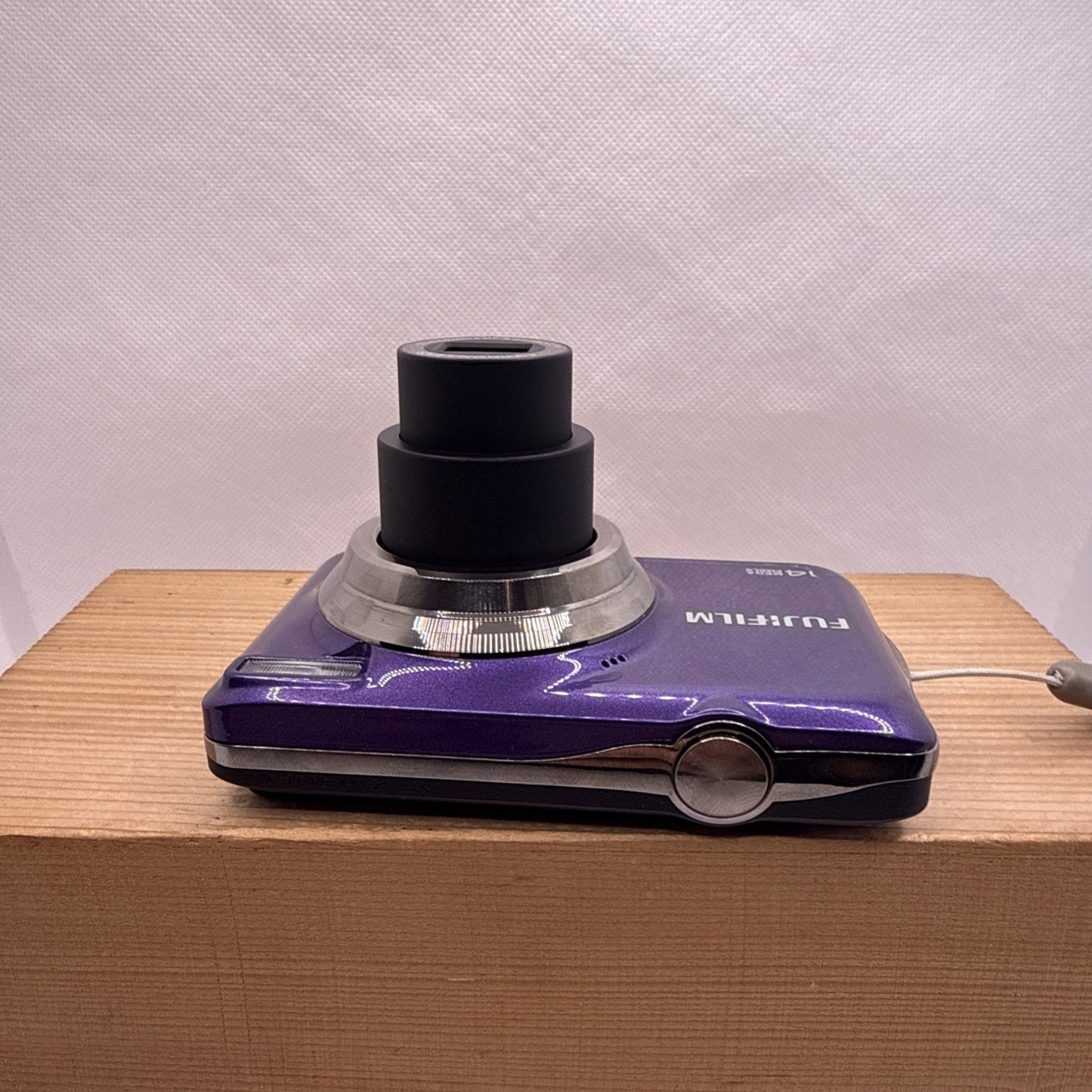 Fujifilm Digital Camera FinePix JV300 14.0MP Purple Tested + Charger Battery 4GB