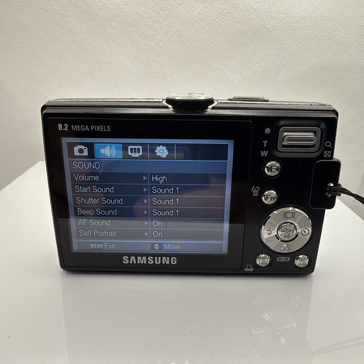 Digital Camera Samsung L100 8.2MP Tested Full Kit Charger Battery 4GB SD Case