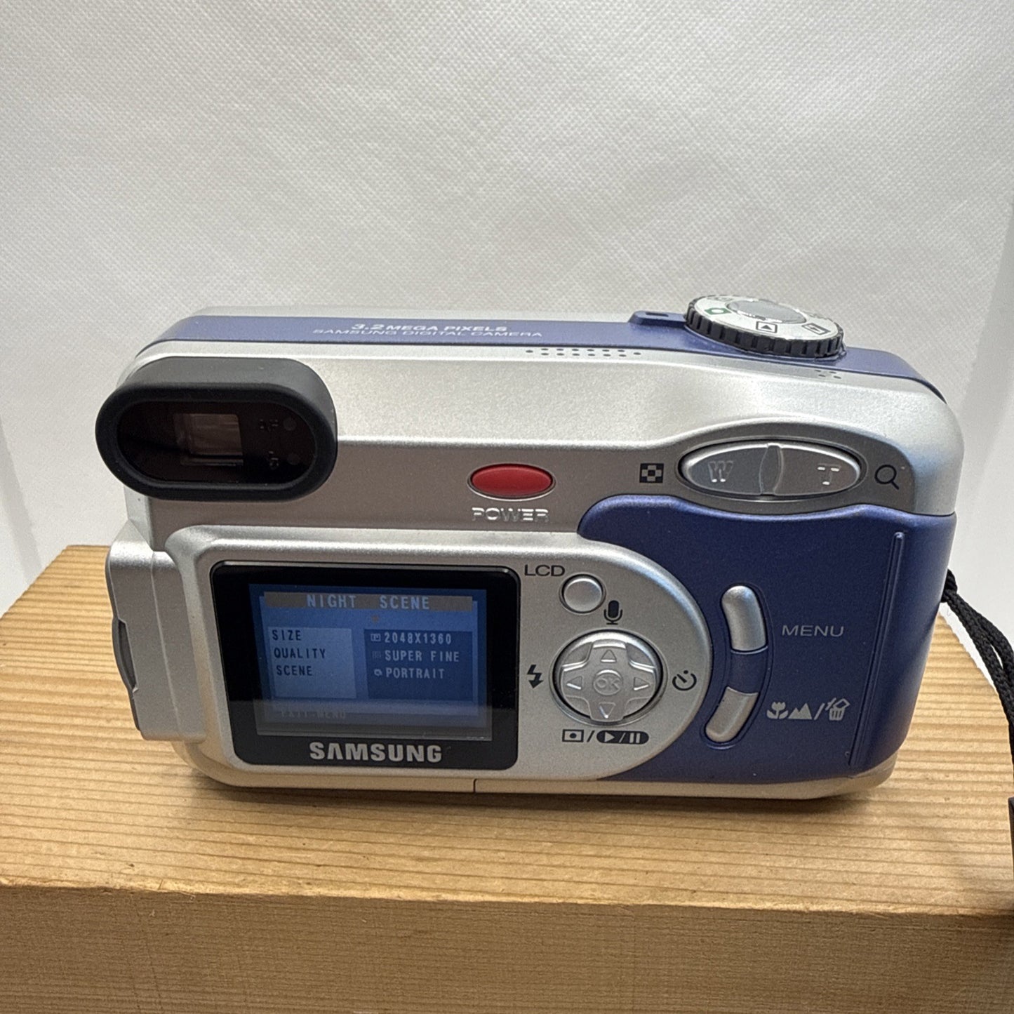 SAMSUNG DIGIMAX 350SE DIGITAL CAMERA 3.2MP TESTED + MEMORY AND FREE GIFTS RETRO