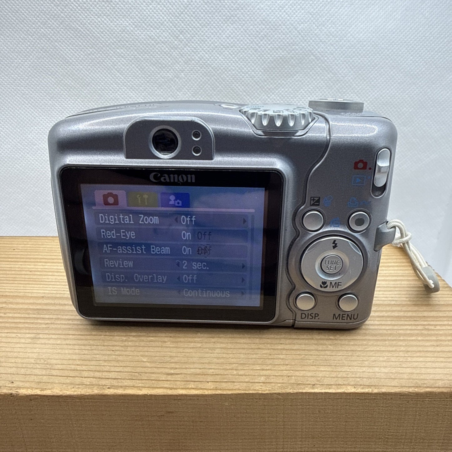Canon PowerShot A710 Is Digital Camera 7.1mp Tested * minor screen issue* 4GB SD