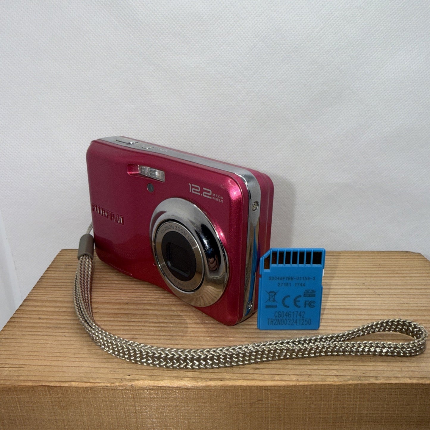 FujiFilm FinePix A235 12.2MP Digital Camera Pink Tested Working + 4GB SD Card