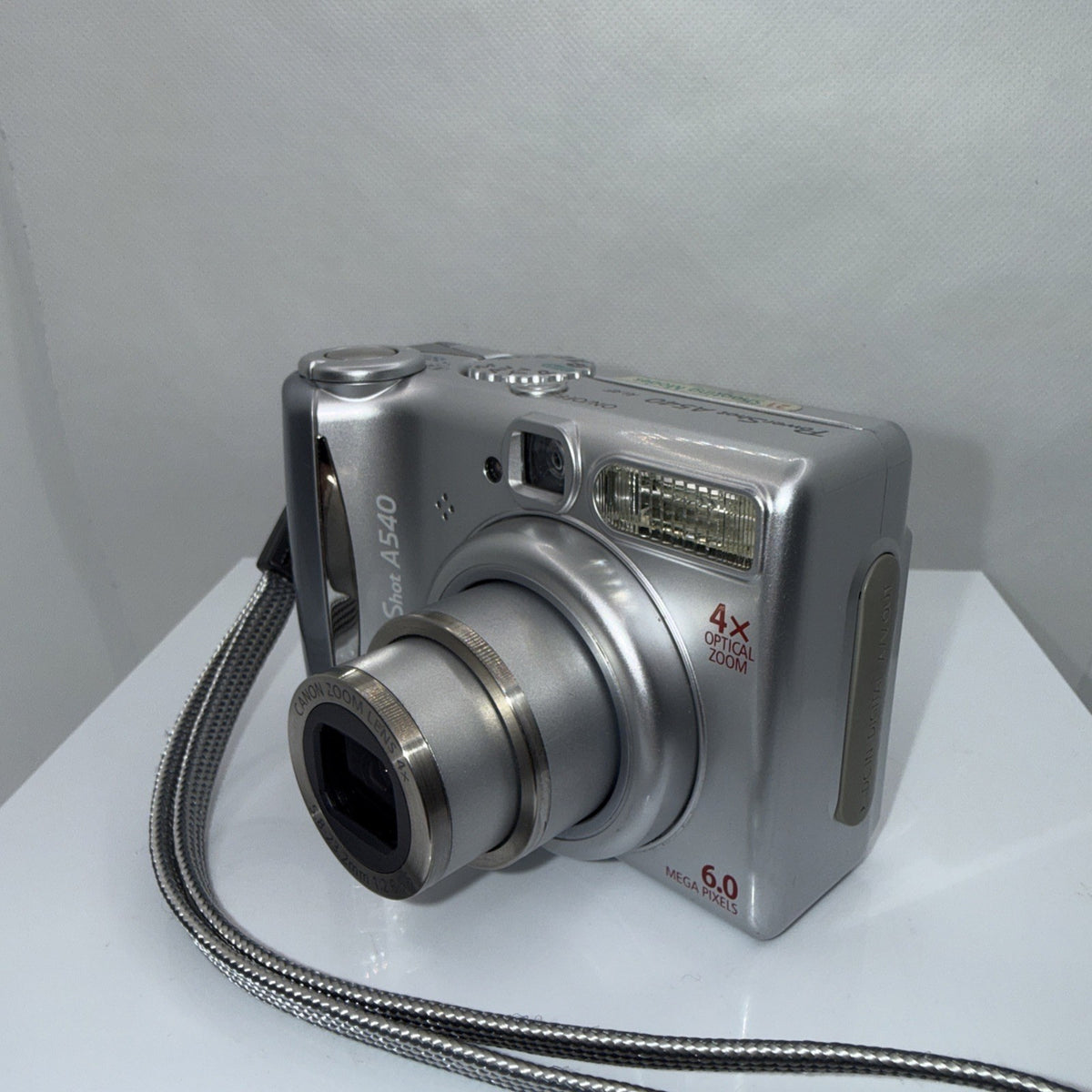 Canon PowerShot A540 6MP Digital Camera Tested Working + Charger Batteries SD
