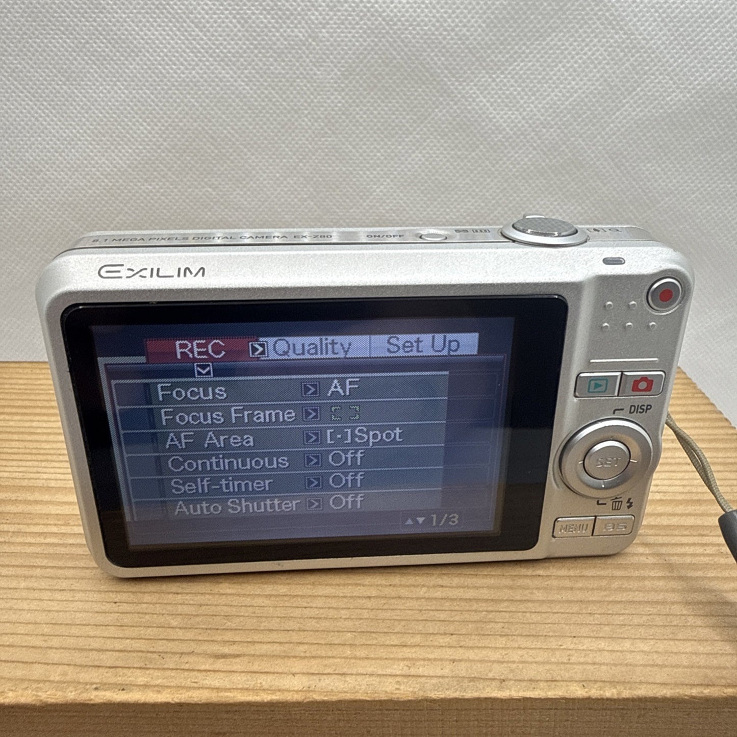 CASIO Exilim EX-Z80 Digital Camera 8.1MP Tested Working + Charger Battery 4GB SD