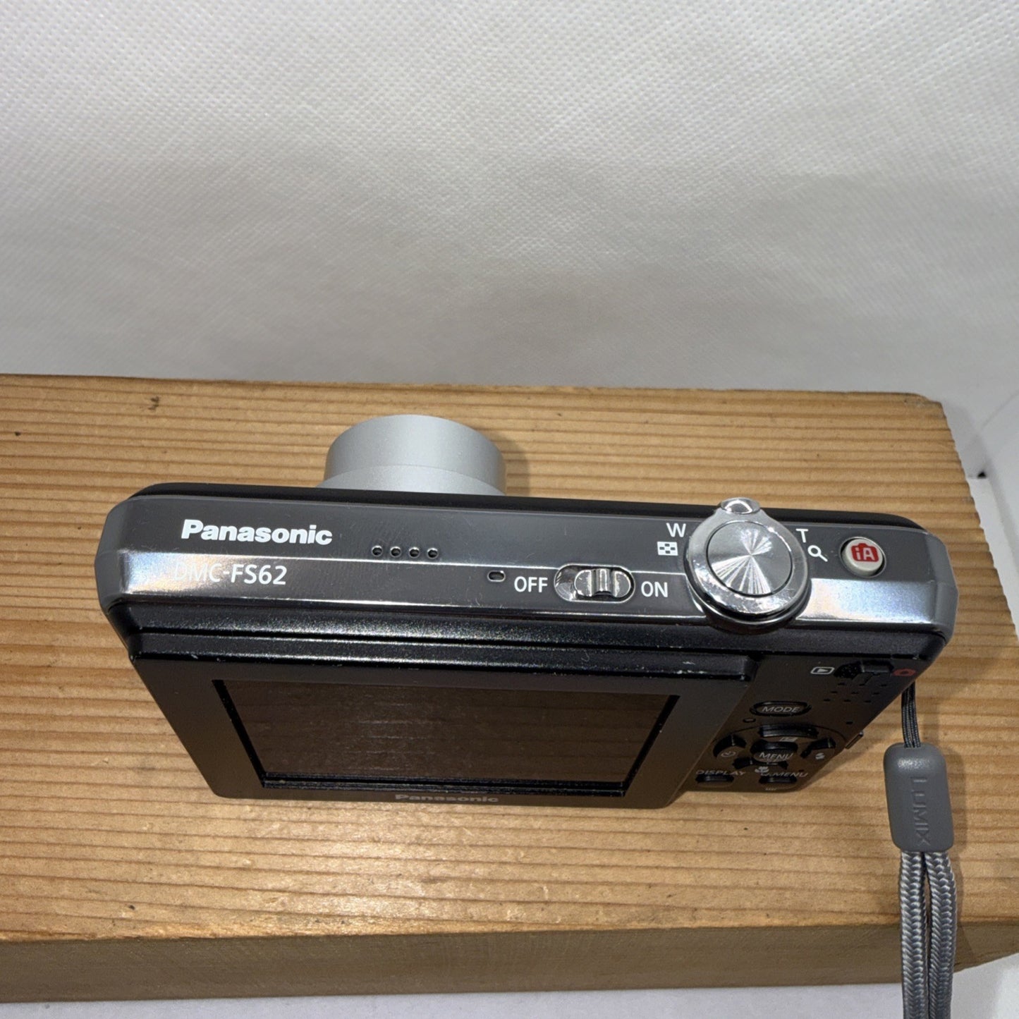 Panasonic Digital Camera Lumix DMC-FS62 10MP Tested + Charger Battery 4GB Case