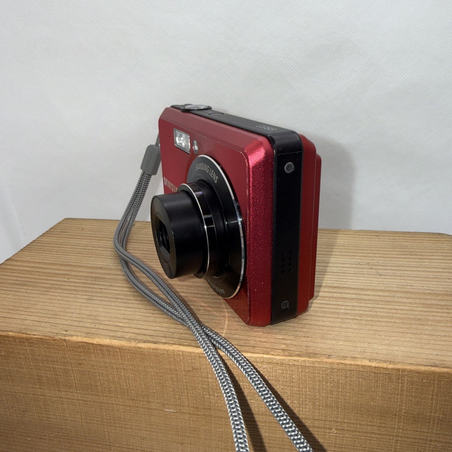 Samsung ES60 12.2MP Digital Camera Tested Boxed + Charger Battery 4GB SDCard