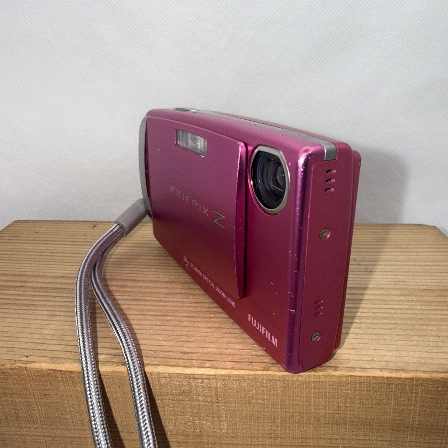 Fujifilm FinePix Z10fd 7.2MP Pink Digital Camera Tested + Charger Battery 4GB SD