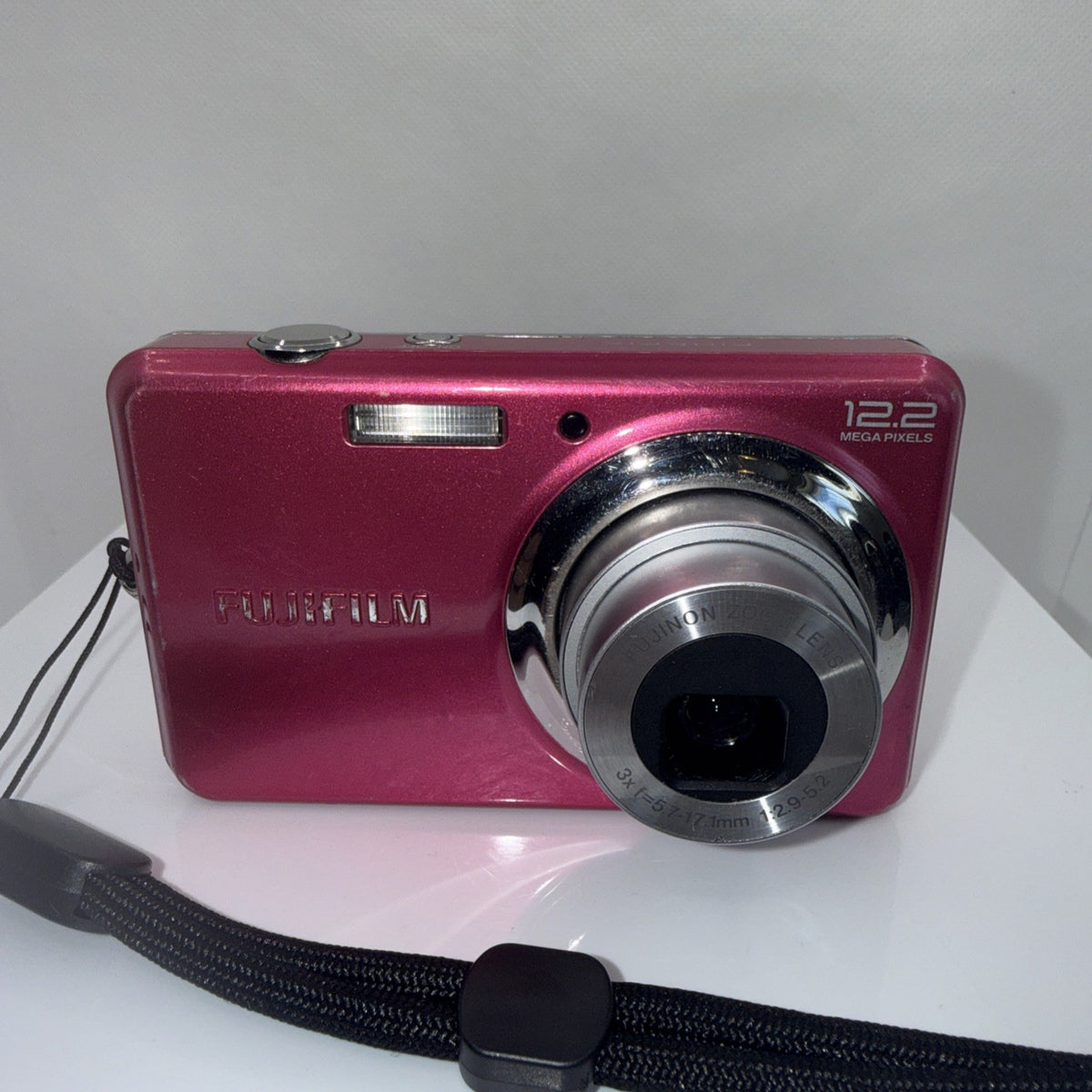 Fujifilm FinePix J30 Digital Camera 12.2 MP Pink *Tested Some Dead Pixels*