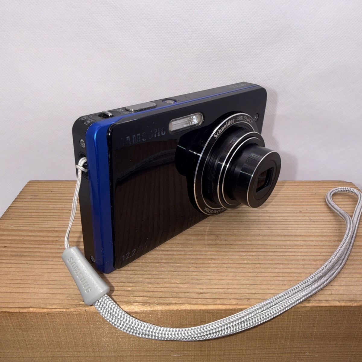 Samsung ST500 12.2MP Digital Camera Tested + Charger Battery 2GB Micro SD Card