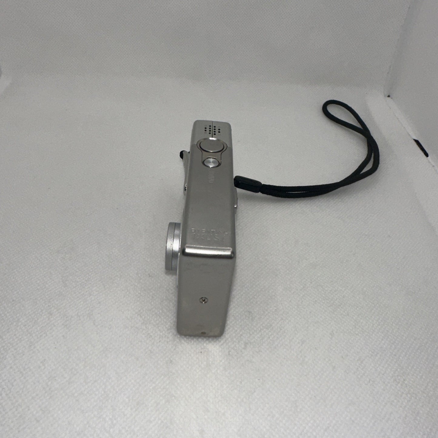 Canon PC1060 IXUS i 4MP Compact Digital Camera Charger Battery Memory5