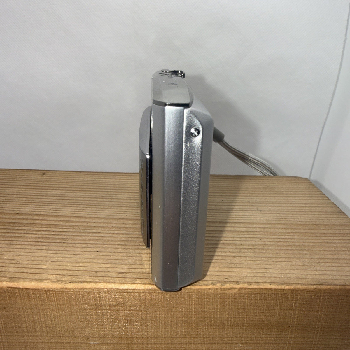 Sony Cyber-shot DSC-T5 5.1MP Digital Camera Tested + Charger Battery Memory