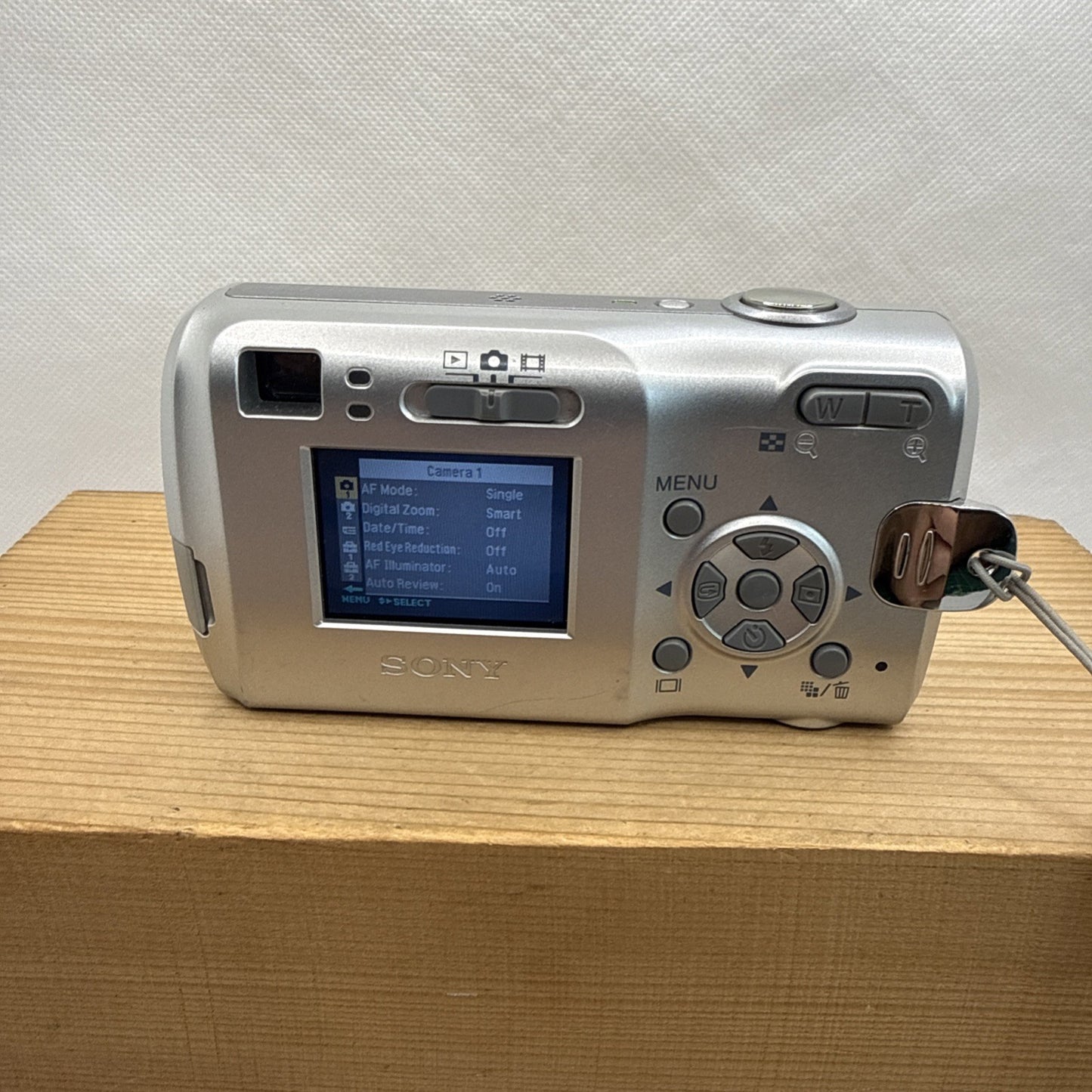 SONY Cyber-shot DSC-S40 4.1 MP Digital Camera Tested Working + Accessories