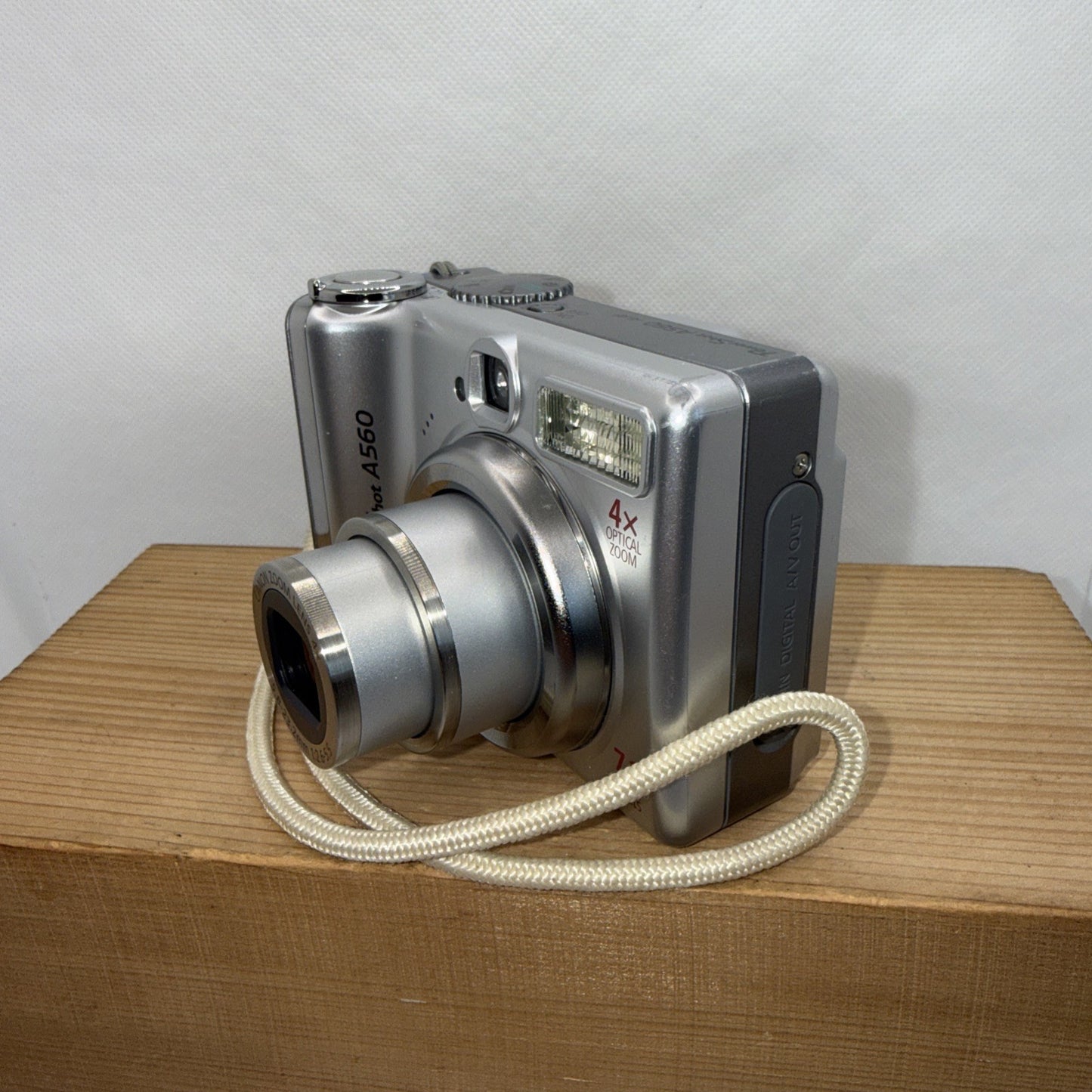 Canon Powershot A560 7.1mp Digital Camera SD Card  & Case Fully Tested & Working