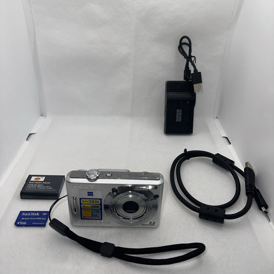 Sony Digital Camera Cybershot DSC-W35 7.2MP Tested Plus Charger Battery Memory0