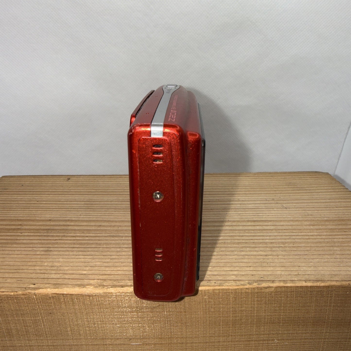 Fujifilm Finepix Z20fd 10MP Digital Camera Red Tested + Charger Battery 4GB SD