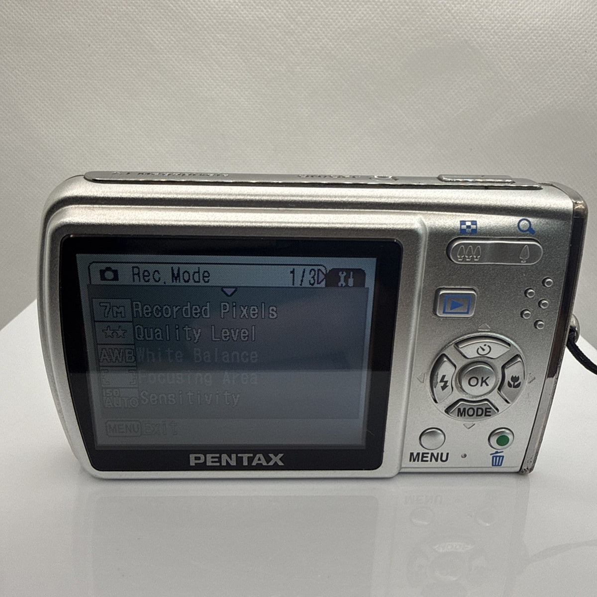 Digital Camera Pentax Optio L30 7.1MP Tested Boxed + Charger Battery 4GB