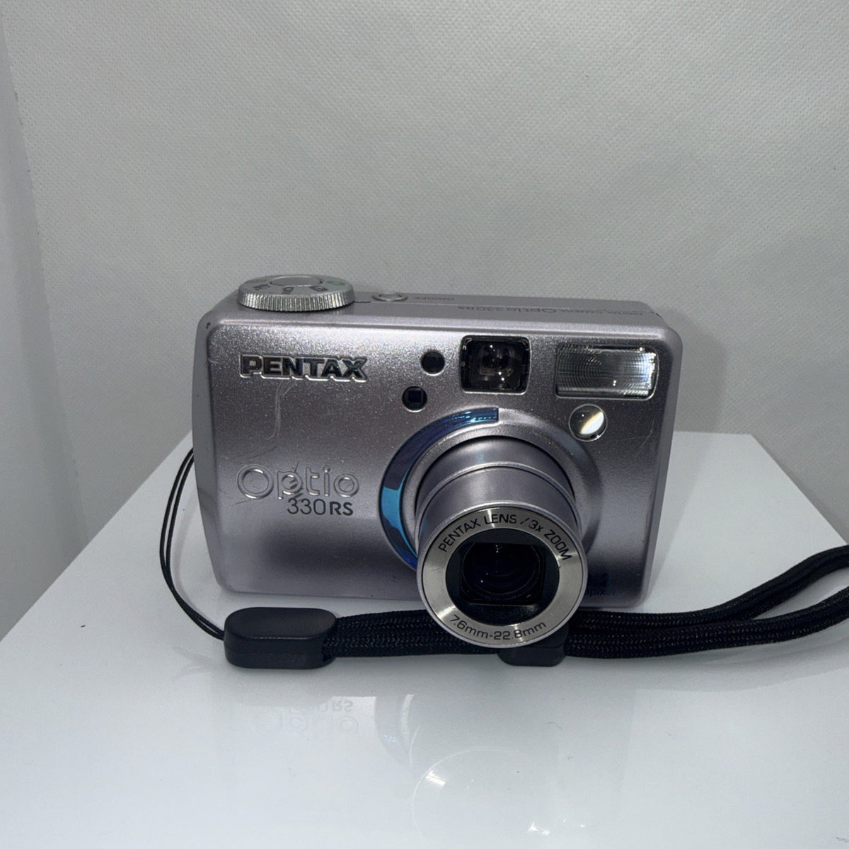 Digital Camera Pentax Optio 330RS 3.2MP Tested + Battery Charger 256MB CF Card