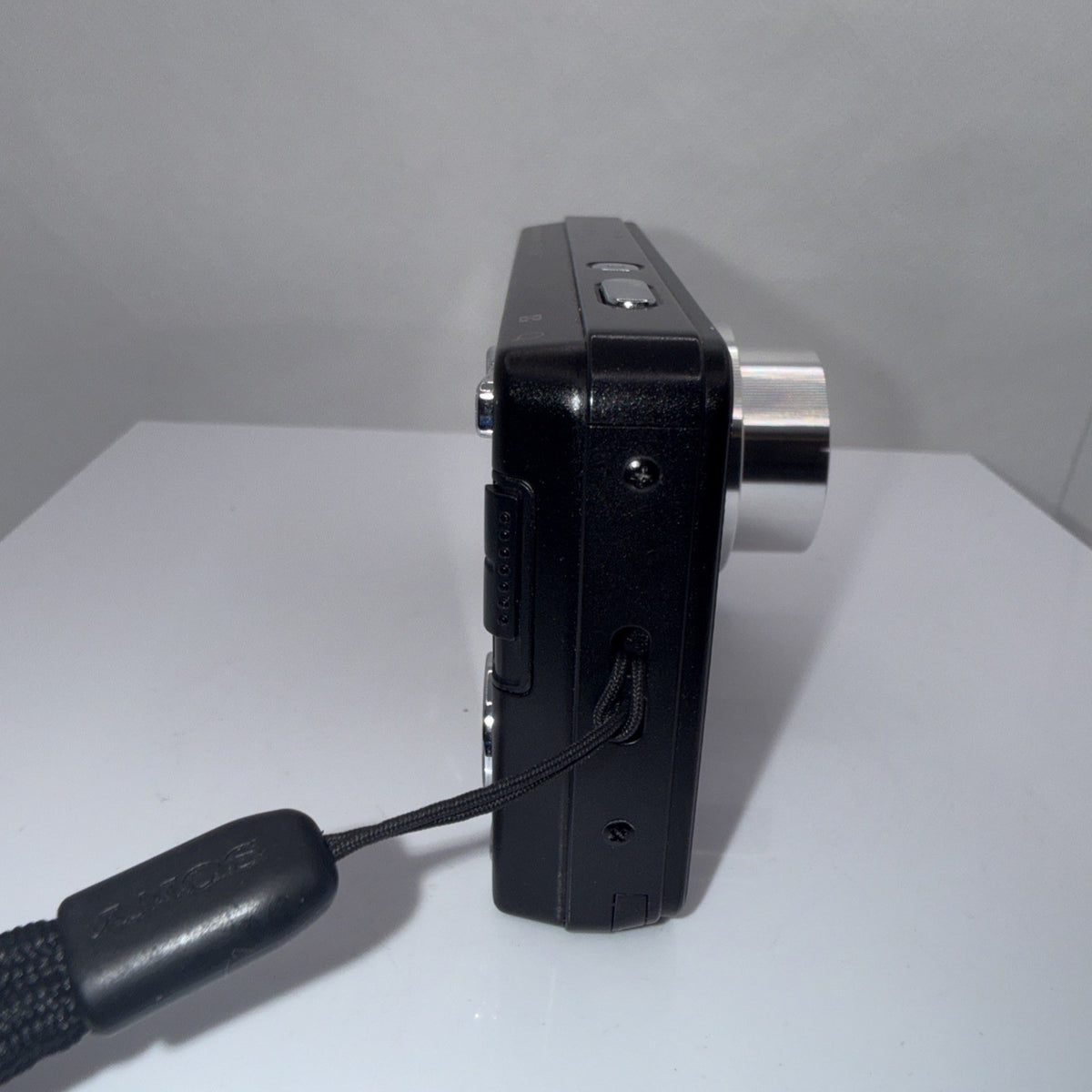 Sony Cybershot DSC-W350 14.1MP Digital Camera, Tested + Charger Battery 4GB VGC