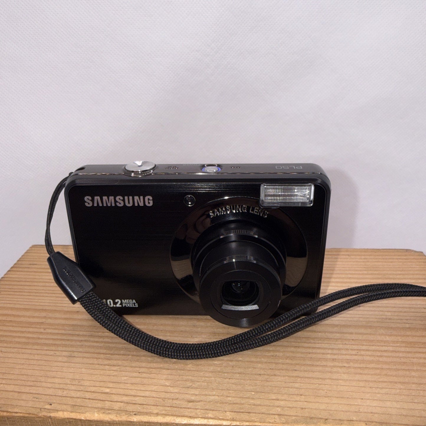 Samsung Digital Camera PL50 10.2MP Tested + Charger Battery 4GB SD Case