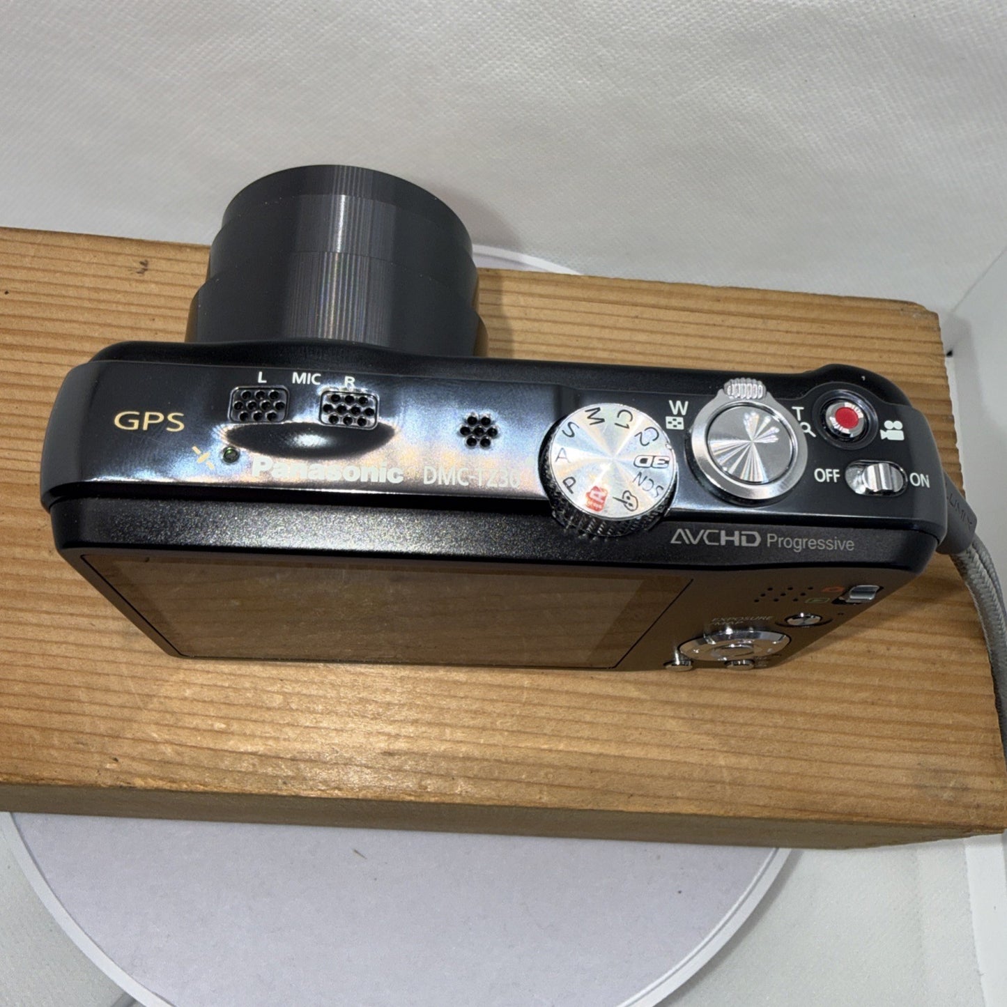 Panasonic Lumix DMC-TZ30 Digital Camera Tested & Working Complete Kit/Bundle