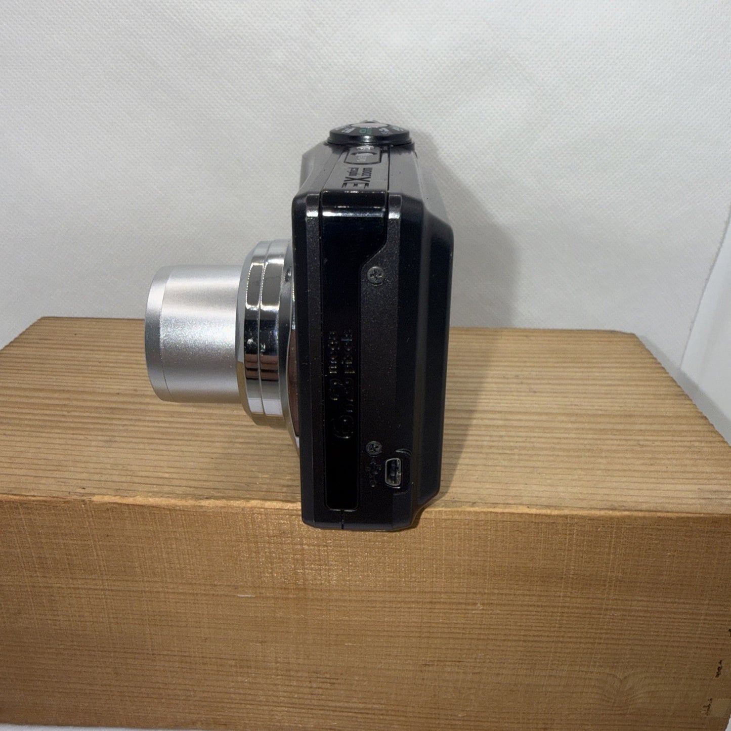 Kodak EasyShare C613 6.1MP Digital Camera Working Plus 4GB SD Memory Card