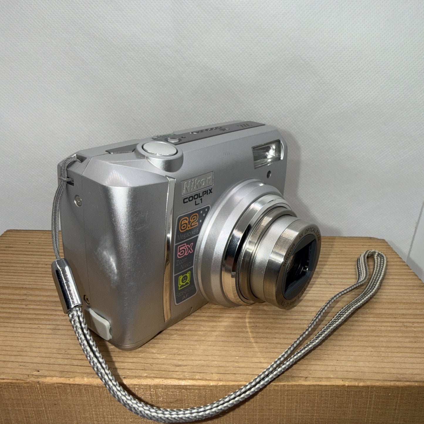Nikon Coolpix L1 6.2MP Digital Camera Tested Working Boxed + 2GB SD Card