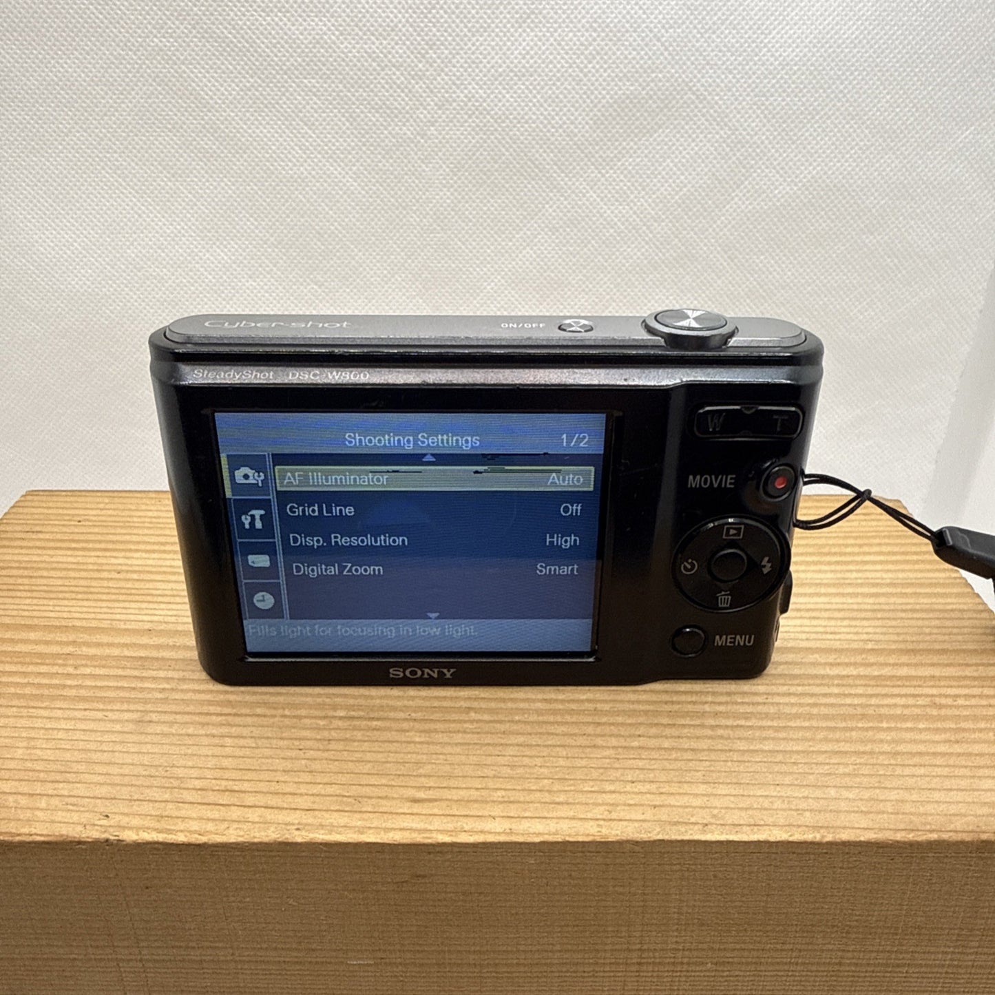Sony Cyber-shot DSC-W800 20.1MP Digital Camera Tested (minor screen issue)