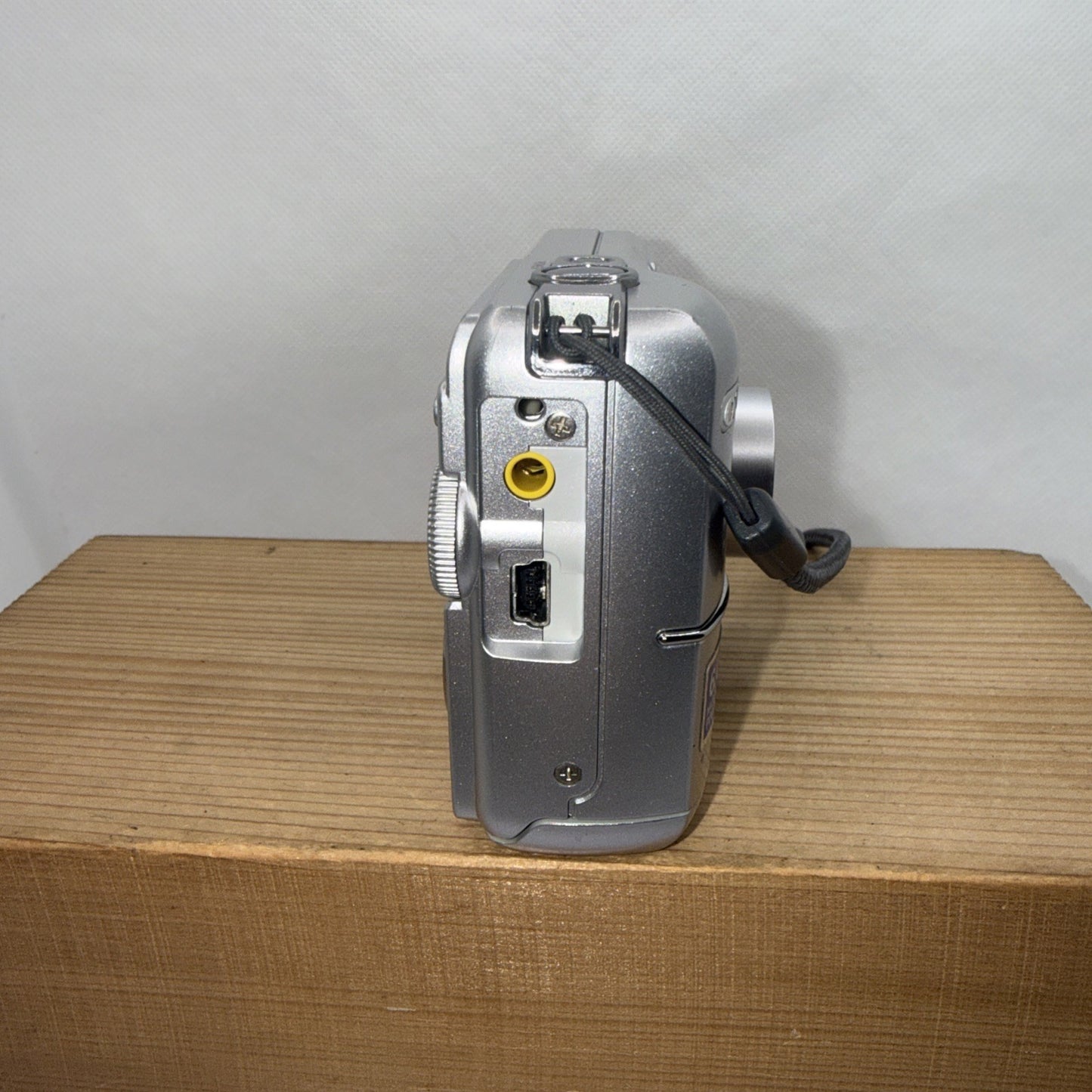 Olympus Digital Camera X-760 6.0MP Tested Boxed + 512MB XD Card & USB Cable