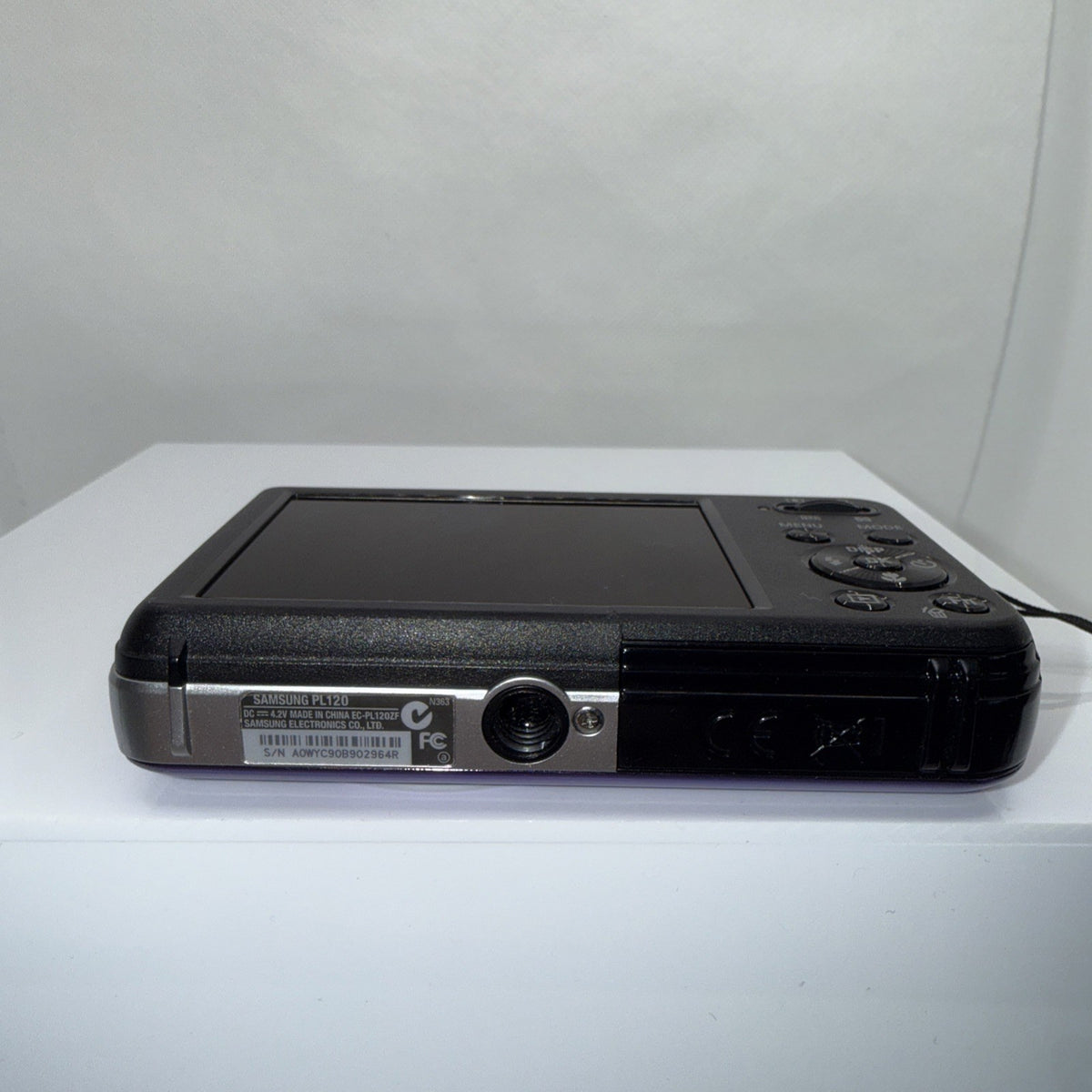 Samsung PL120 Digital Camera 14.2MP Purple Tested Working + Charger Battery 4GB