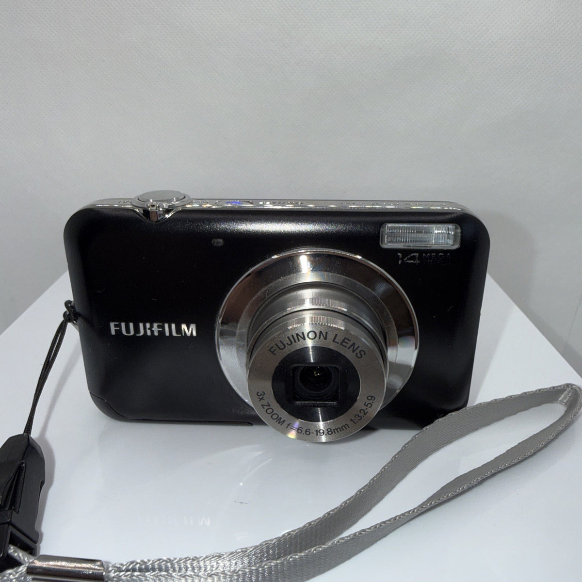 Fujifilm Digital Camera FinePix JV150 14.0MP Black Tested Full Working Set 4GB