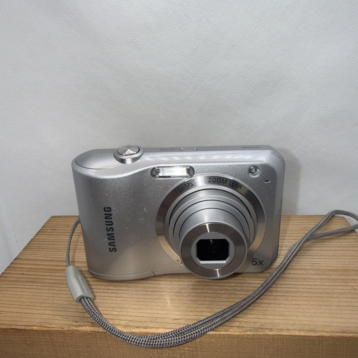 Samsung ES Series ES28 12.2MP Digital Camera Tested + 4GB SD Memory Card