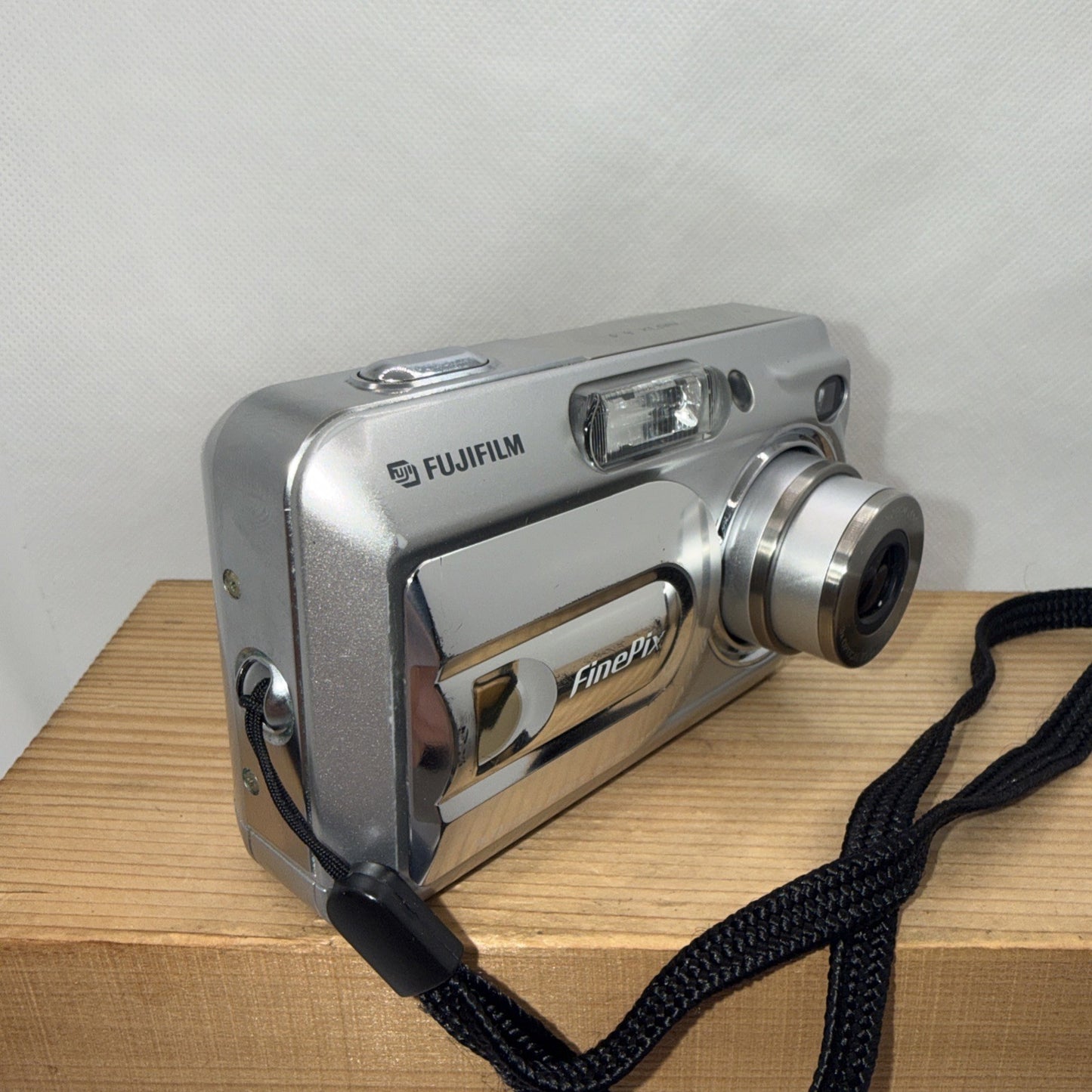 Fujifilm FinePix A340 4.0MP Digital Camera Tested Plus 128MB XD Card Retro Y2K
