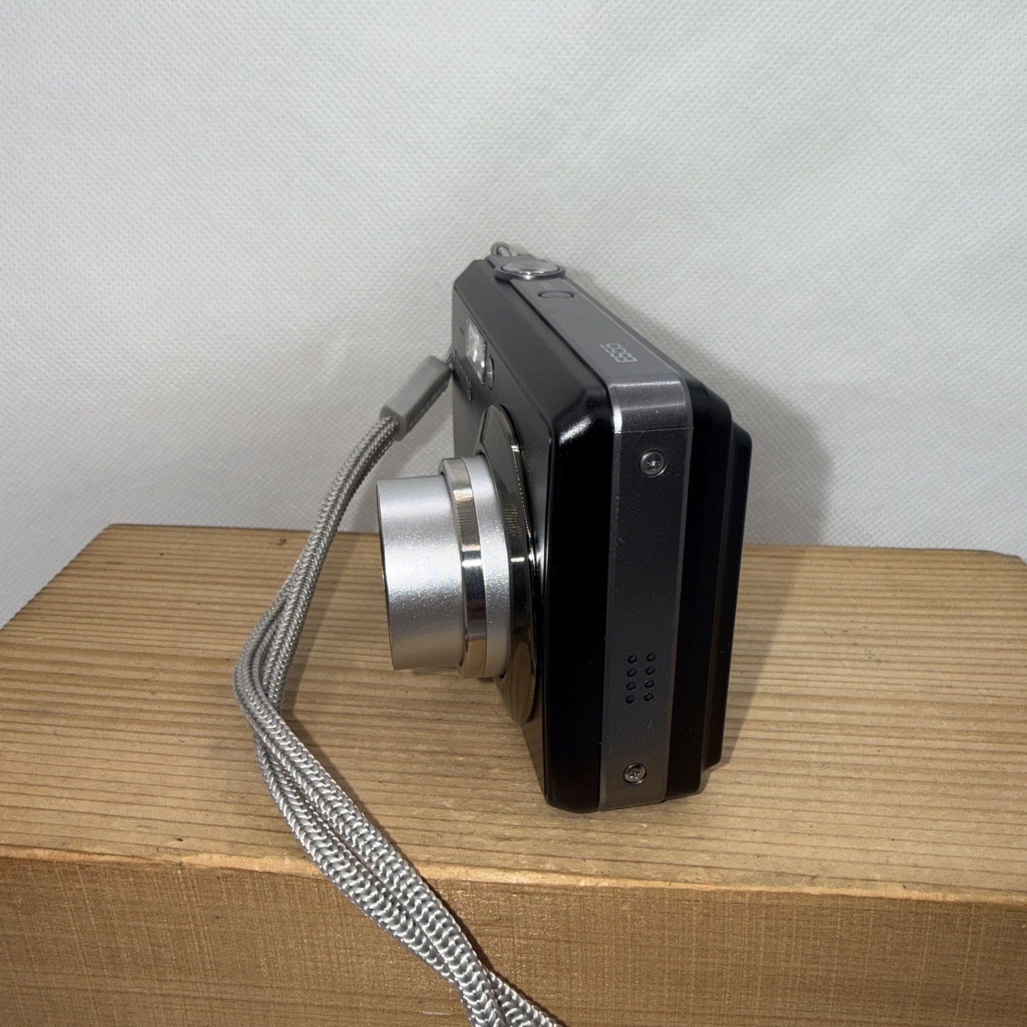 Samsung Digital Camera PL50 10.2MP Tested Plus Charger Battery 4GB SD Case VGC
