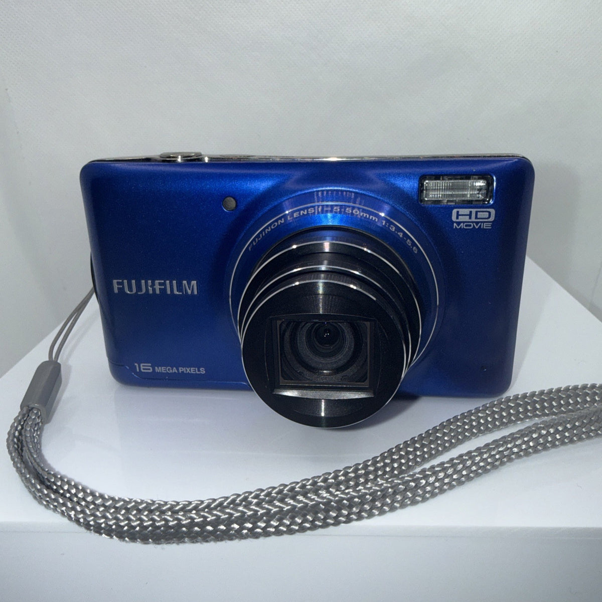 Fujifilm T400 16MP Digital Camera HD Tested Working + Charger Battery 4GB