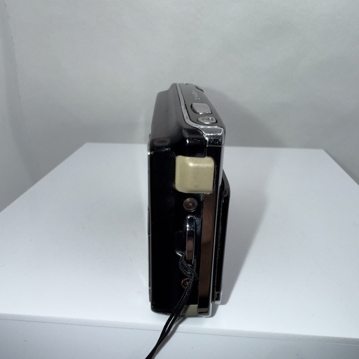 Fujifilm FinePix Z70 12.2MP Digital Camera Tested + Charger Battery 4GB SD Card