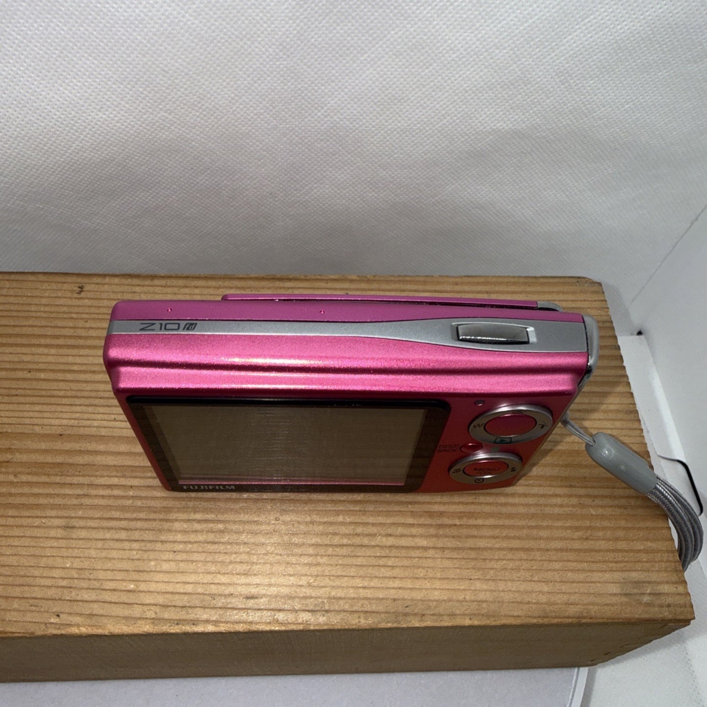 Fujifilm FinePix Z10fd 7.2MP Pink Digital Camera Tested + Charger Battery 4GB SD