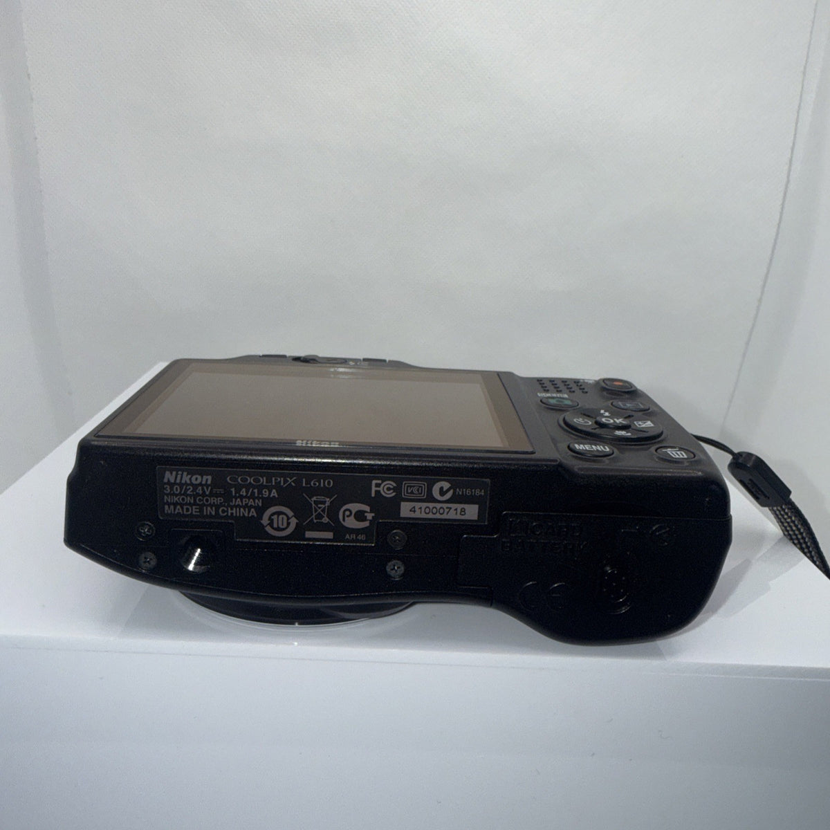Nikon Coolpix L610 16MP Digital Camera Tested + Batteries Charger Case 16GB VGC
