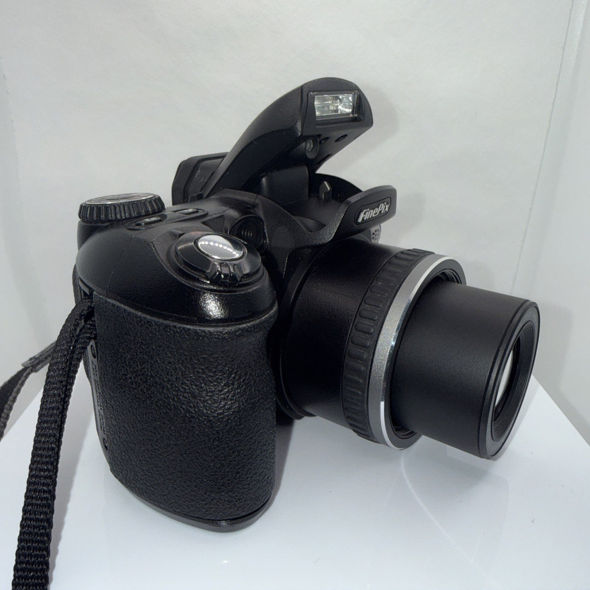 Fujifilm Finepix S5000 3MP Bridge Camera Tested + Charger Batteries XD Card